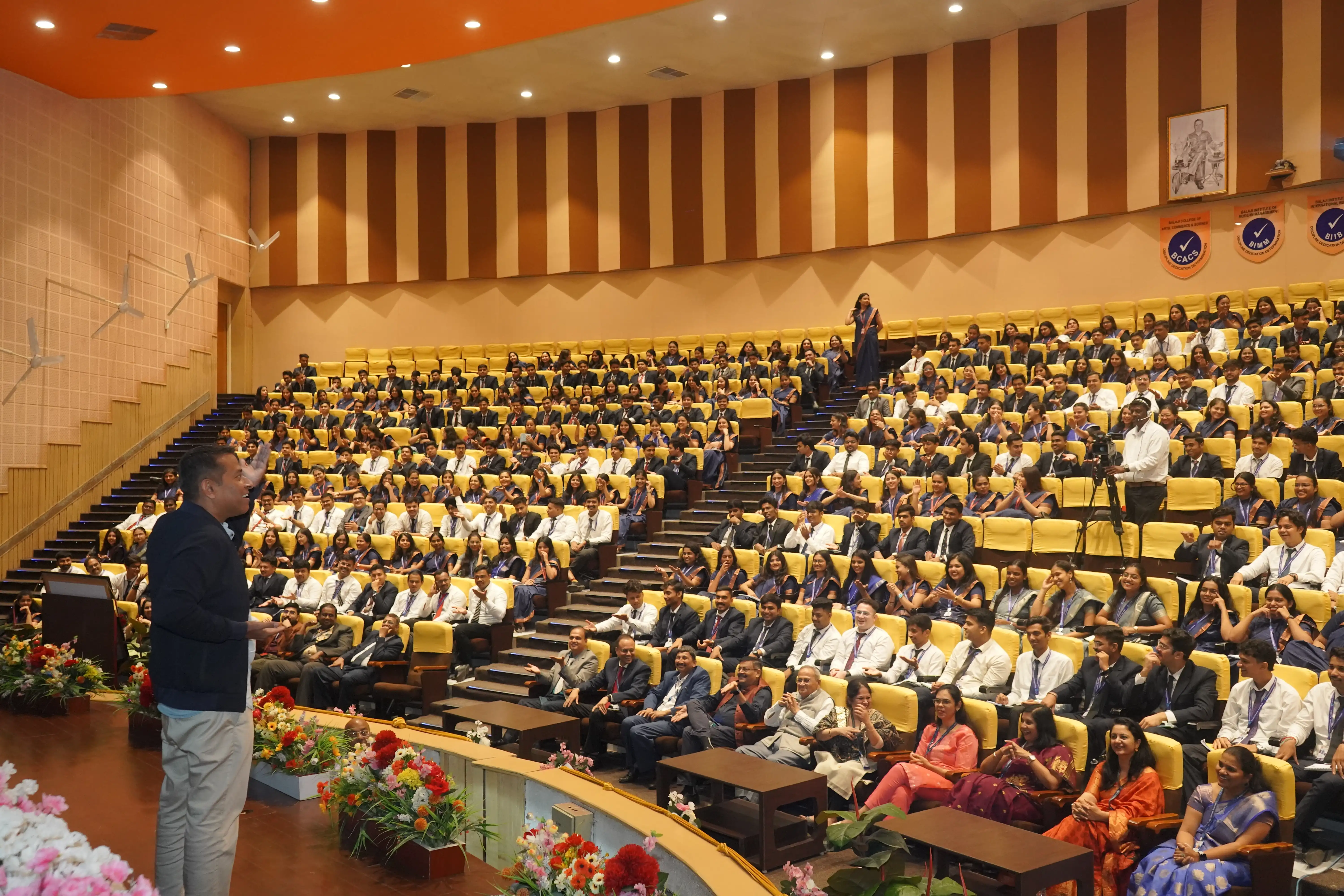 Raththinathammal Auditorium